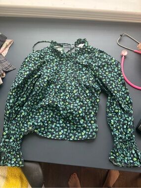 Topshop puff sleeve top